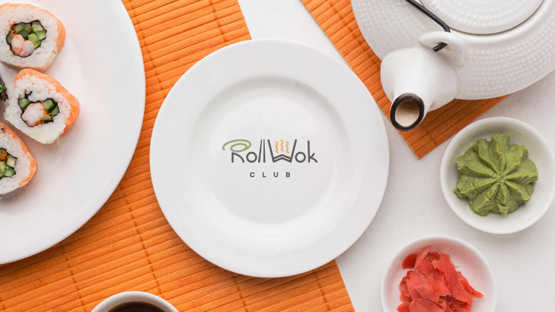 Разработка логотипа и фирменного стиля в Лянторе для суши-бара «Roll Wok Club»